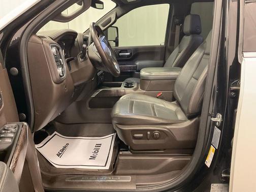 2023 GMC Sierra 2500 Denali