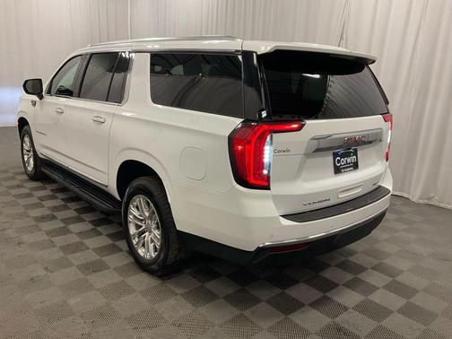 2024 GMC Yukon XL SLT