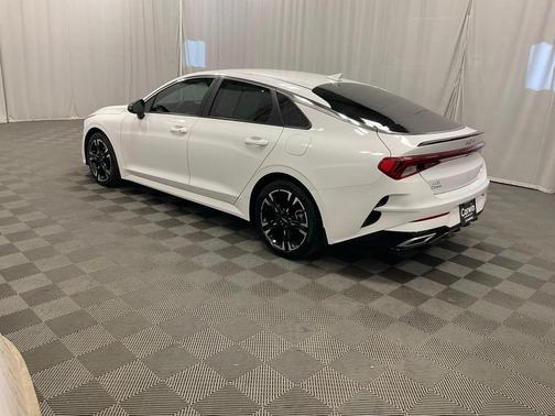 Glacial White Pearl 2024 Kia K5 GT-Line