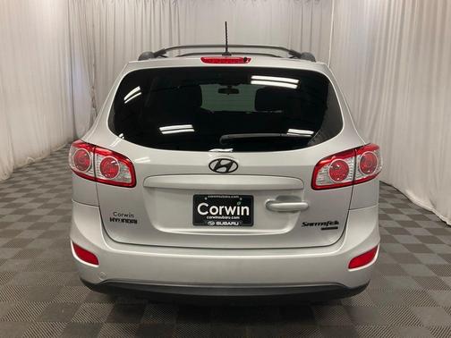 Moonstone Silver 2011 Hyundai SANTA FE GLS