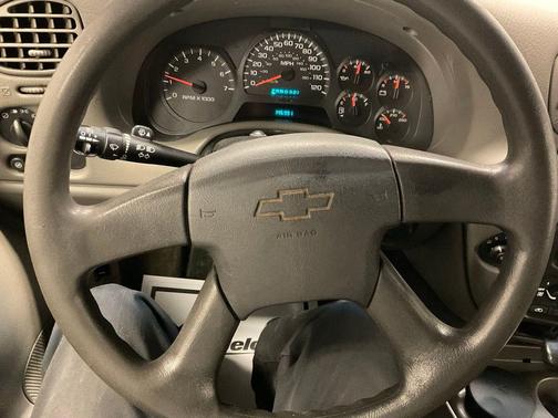 2004 Chevrolet Trailblazer LS