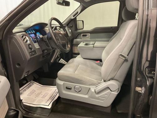 Tuxedo Black Metallic 2011 Ford F-150 XLT
