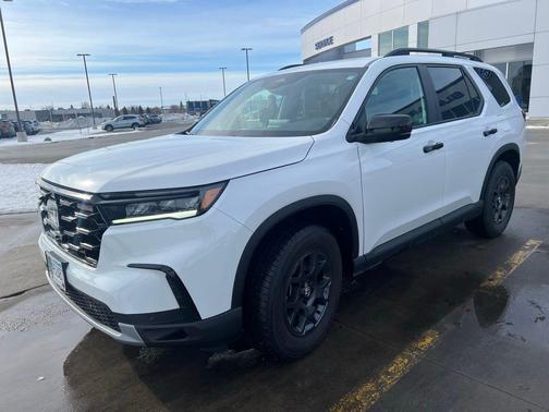 2023 Honda Pilot TrailSport