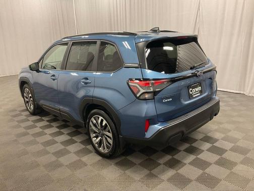 Horizon Blue Pearl 2025 Subaru Forester Touring