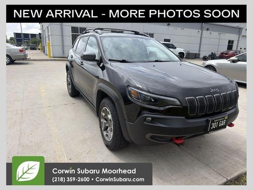 Diamond Black 2020 Jeep Cherokee Trailhawk