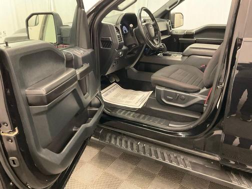 Black Metallic 2020 Ford F-150 XLT