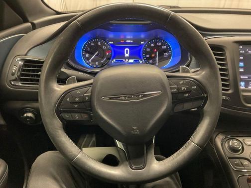 Velvet Red Pearlcoat 2015 Chrysler 200 S