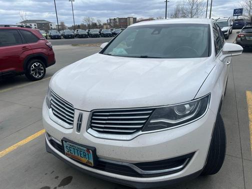 White Platinum Clearcoat Metallic 2017 Lincoln MKX Select