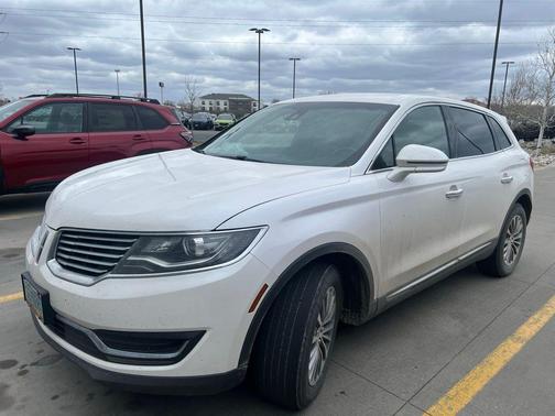 White Platinum Clearcoat Metallic 2017 Lincoln MKX Select