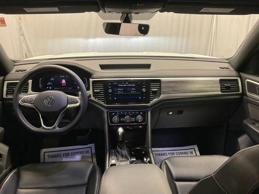 Pure White 2022 Volkswagen Atlas Cross Sport 2.0T SE w/Technology