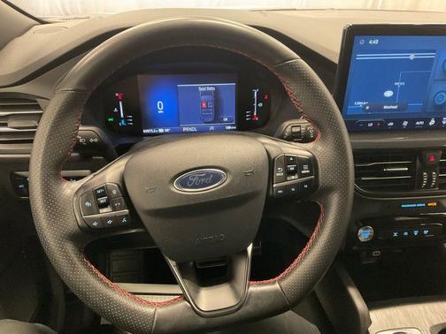 Carbonized Gray Metallic 2024 Ford Escape ST-Line