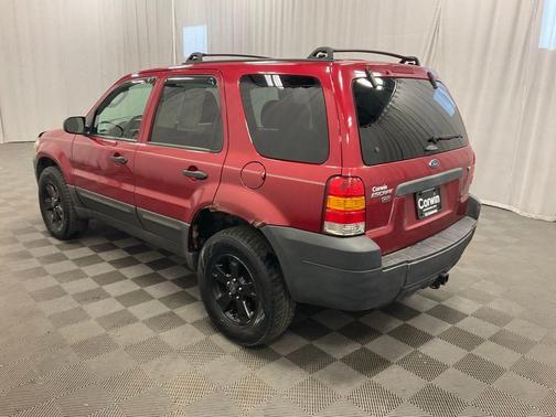 2005 Ford Escape XLT