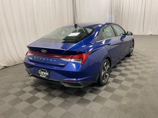 2023 Hyundai ELANTRA Limited