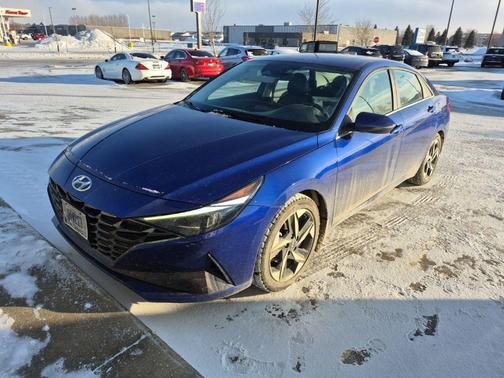 2023 Hyundai ELANTRA Limited