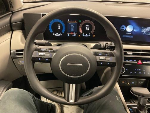 Phantom Black 2025 Hyundai TUCSON SEL