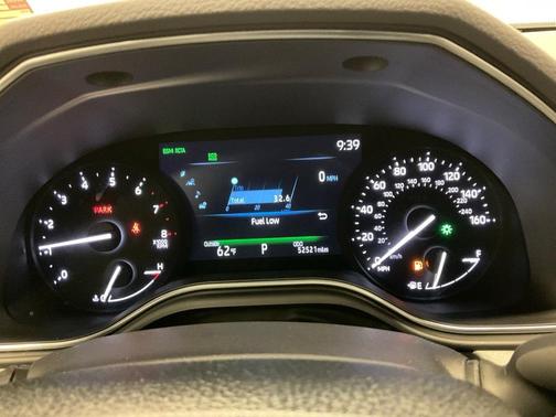 2021 Toyota Avalon XLE