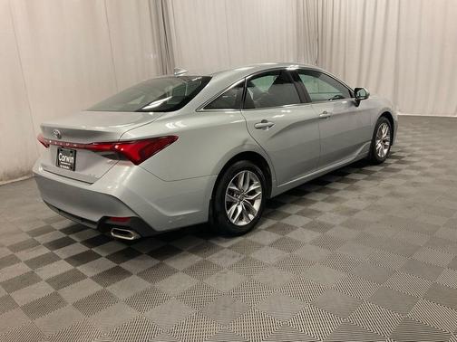 2021 Toyota Avalon XLE
