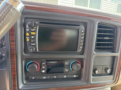 2004 Cadillac Escalade