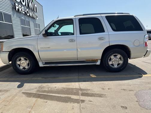 2004 Cadillac Escalade