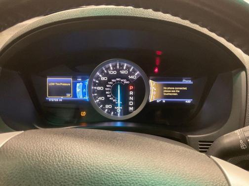 White Platinum Tri-Coat Metallic 2013 Ford Explorer XLT