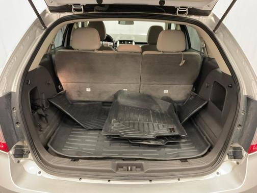 2014 Ford Edge SE