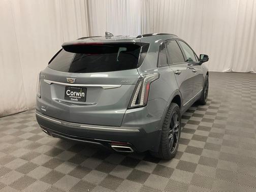 2021 Cadillac XT5 Sport