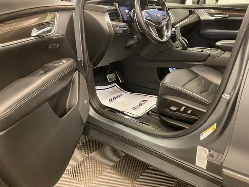 2021 Cadillac XT5 Sport