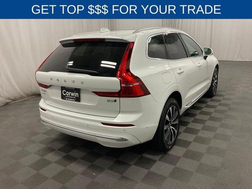 2023 Volvo XC60 B5 Plus Bright Theme