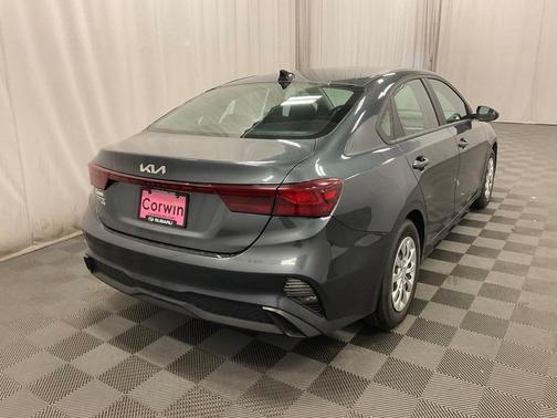 2023 Kia Forte LX