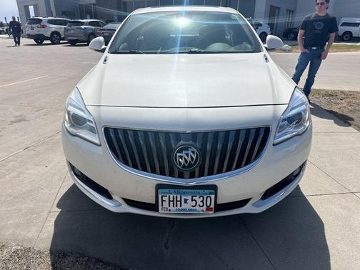 White Diamond Tri-Coat 2015 Buick Regal Turbo