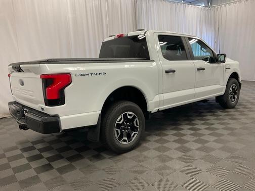 2023 Ford F-150 Lightning Pro