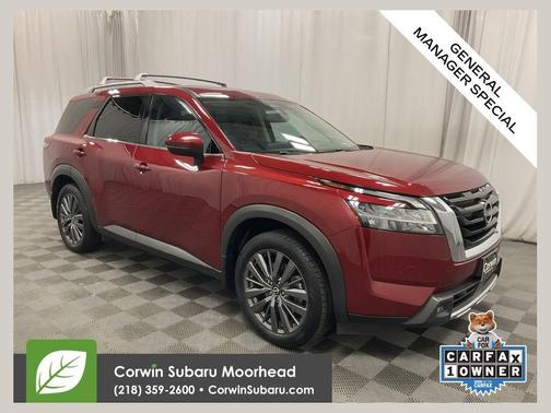 2022 Nissan Pathfinder SL