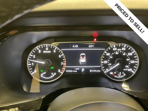 2022 Nissan Pathfinder SL