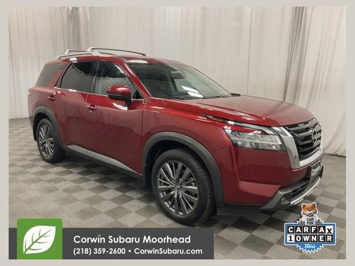 2022 Nissan Pathfinder SL