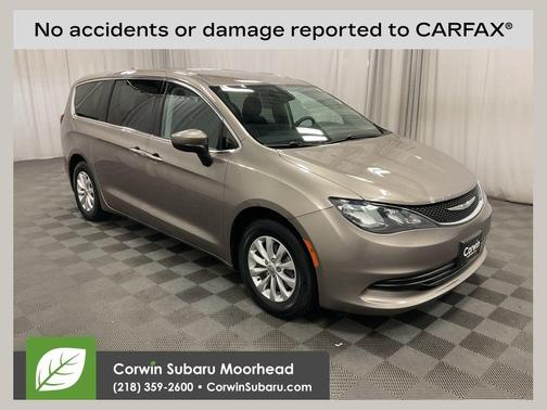 2017 Chrysler Pacifica Touring