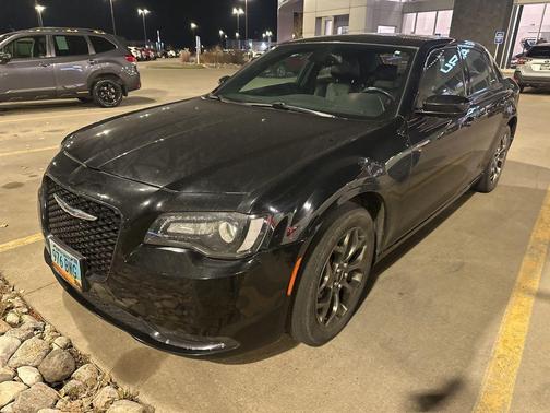 2016 Chrysler 300 S