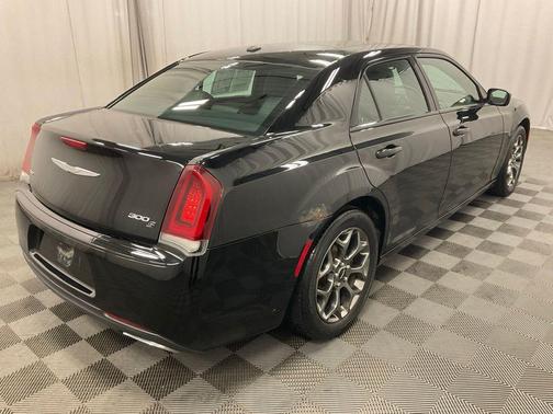 2016 Chrysler 300 S