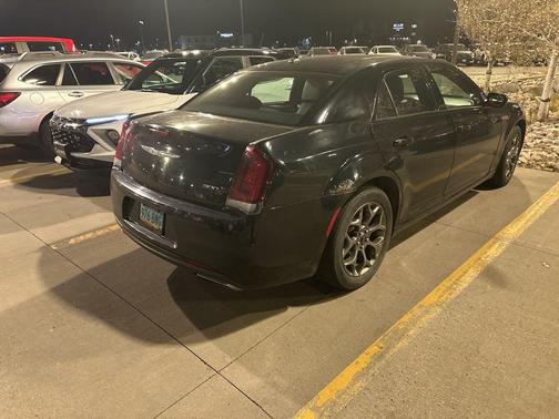 2016 Chrysler 300 S