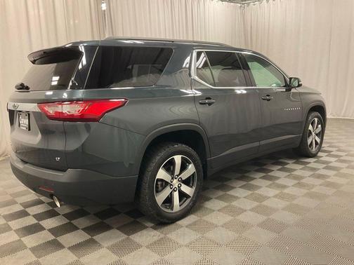 Graphite Metallic 2019 Chevrolet Traverse LT Leather