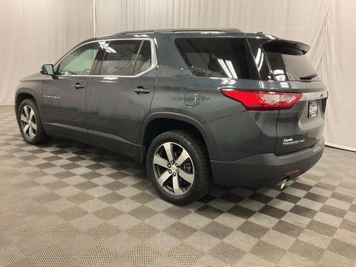 Graphite Metallic 2019 Chevrolet Traverse LT Leather