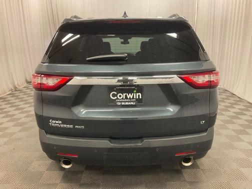 Graphite Metallic 2019 Chevrolet Traverse LT Leather