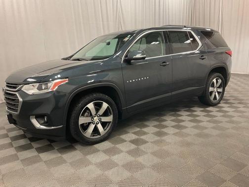 Graphite Metallic 2019 Chevrolet Traverse LT Leather
