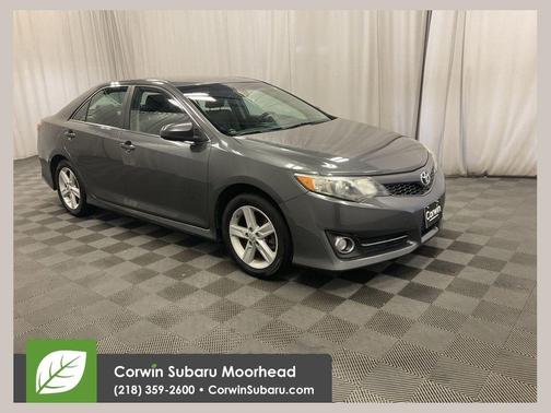Magnetic Gray Metallic 2014 Toyota Camry SE
