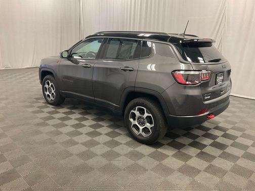 Granite Crystal Clearcoat Metallic 2022 Jeep Compass Trailhawk