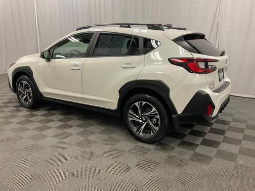Crystal White Pearl 2024 Subaru Crosstrek Premium
