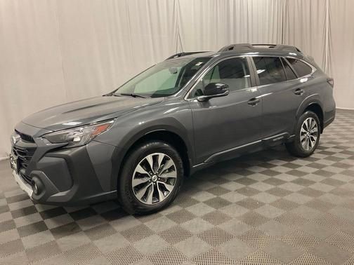 Magnetite Gray Metallic 2025 Subaru Outback Limited