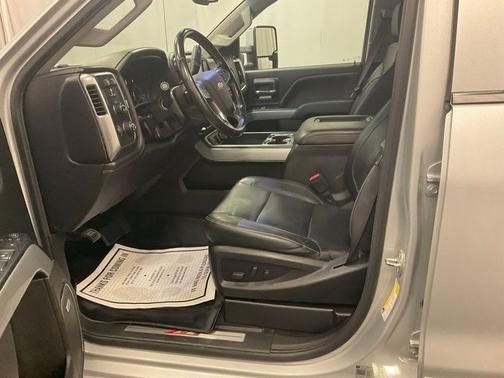 Silver Ice Metallic 2018 Chevrolet Silverado 2500 LTZ