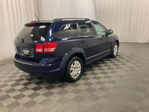 Contusion Blue Pearlcoat 2018 Dodge Journey SE