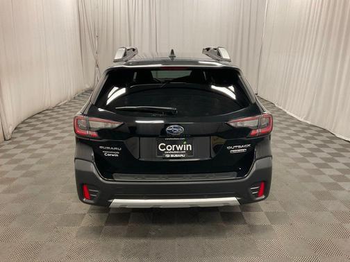 2022 Subaru Outback Touring