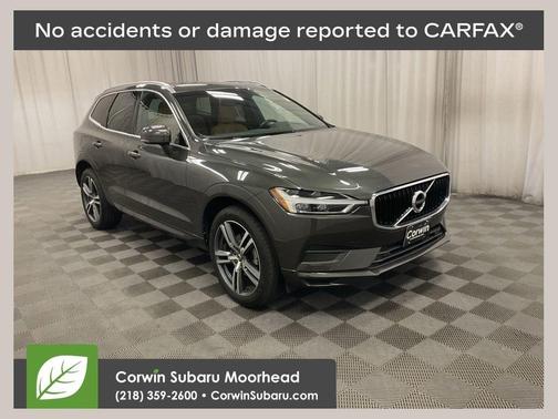 Gray Metallic 2020 Volvo XC60 T5 Momentum